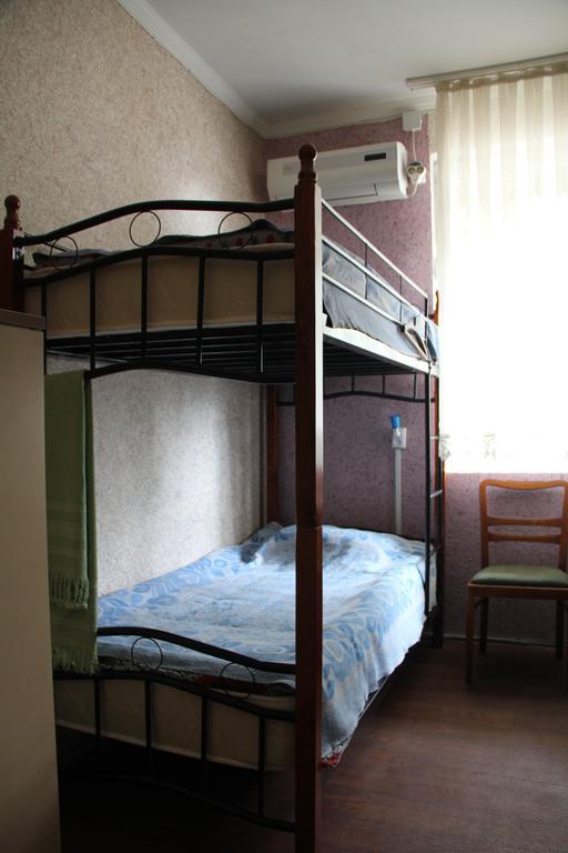 Хостел Retro Батуми Номер фото
